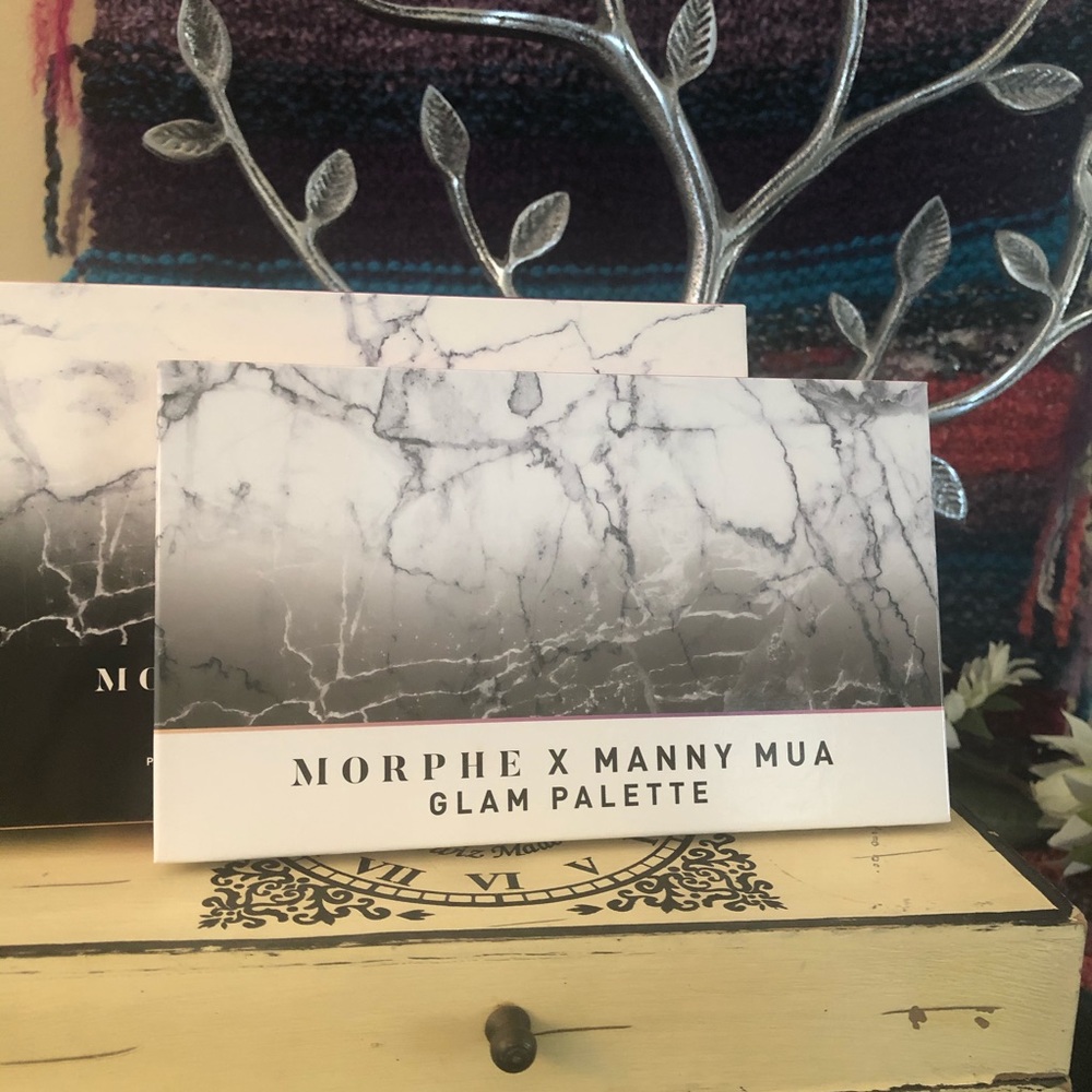 Manny MUA Glam Eyeshadow Palette